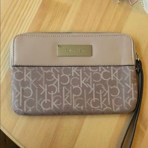 Calvin Klein Wristlet